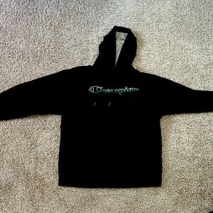 CHAMPION HOODIE (BLACK) NEVER WORN